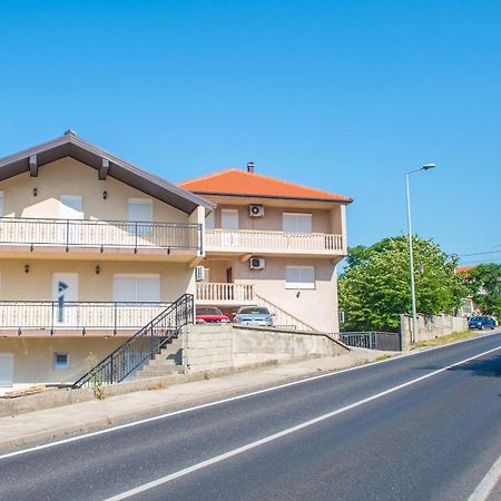 Apartments Fusion モスタル エクステリア 写真